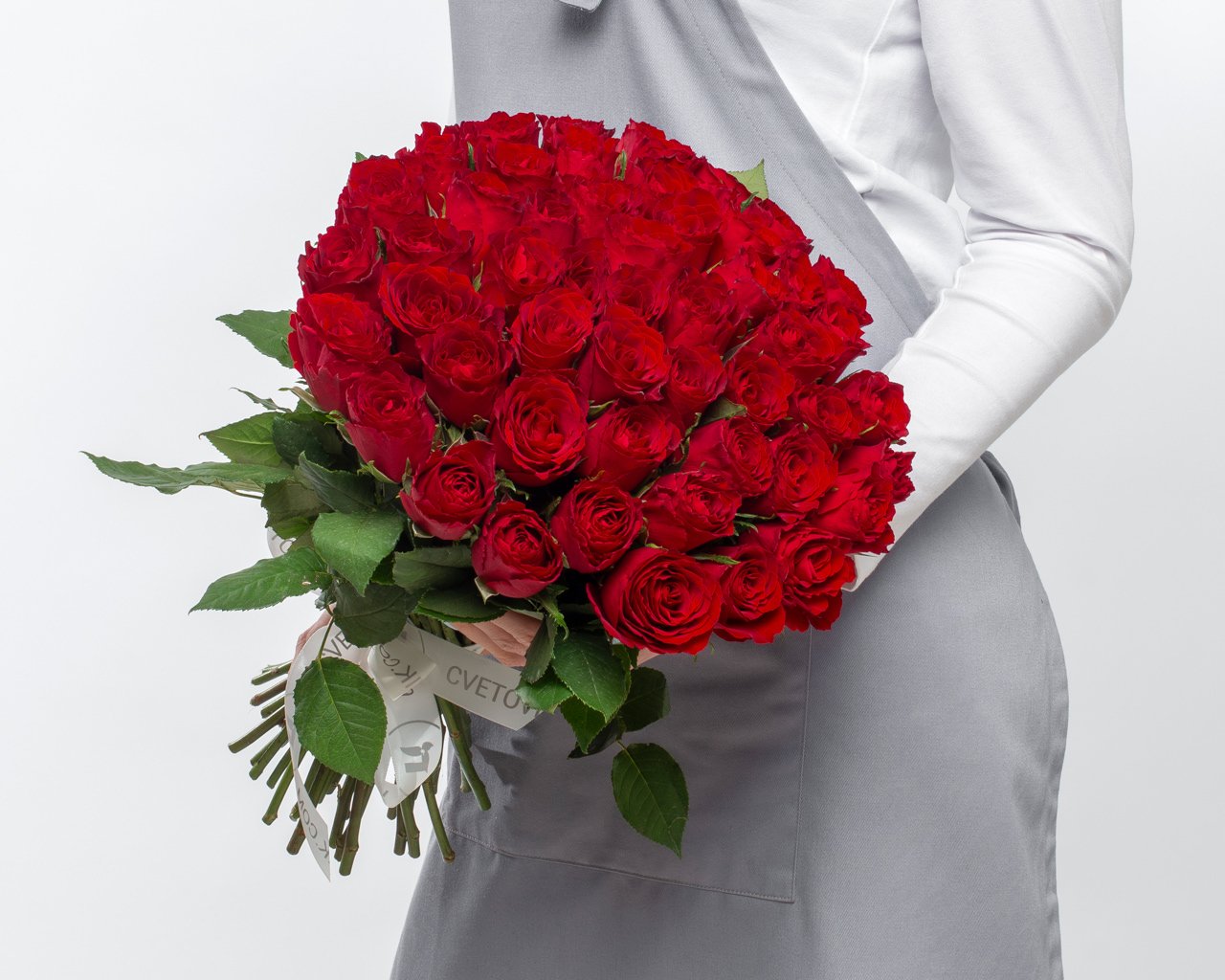 Букет из 51 красной розы 35-40 см (Кения) под ленту - 2