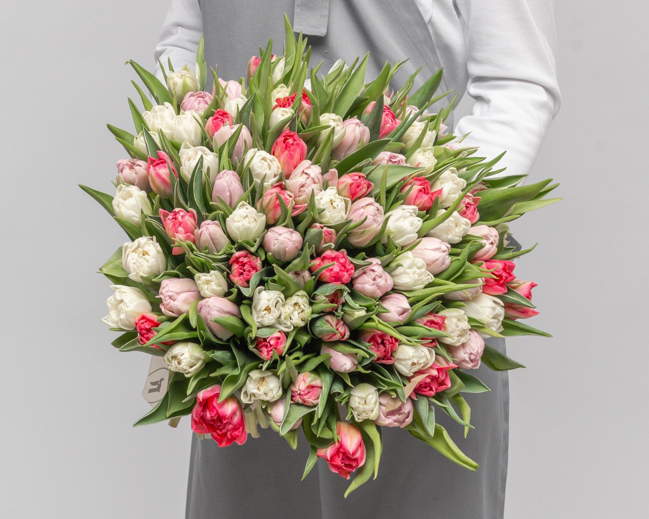 Букет из 101 тюльпана пионовидного микс под ленту - 2