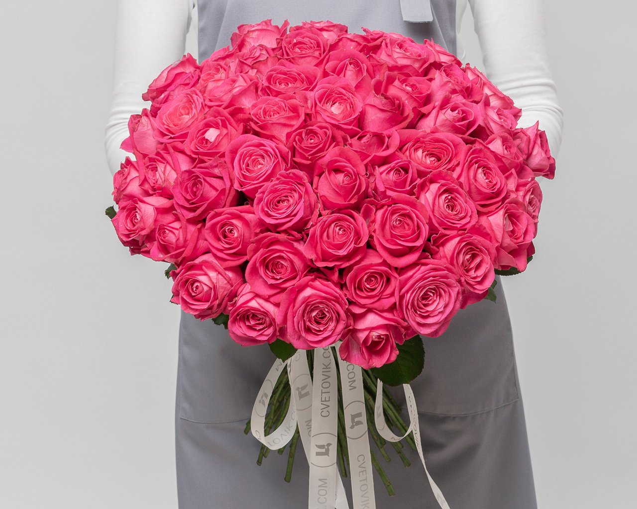 Букет из 51 малиновой розы 50-60 см (Россия) под ленту - 3
