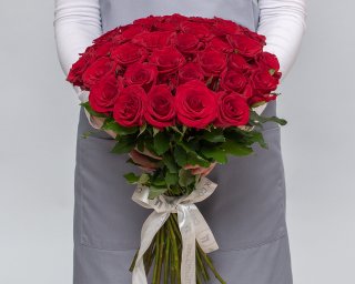 Букет из 35 красных роз 50-60 см (Россия) под ленту  small - 3