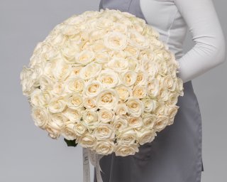 Букет из 101 белой розы 35-40 см (Россия) под ленту  small - 2