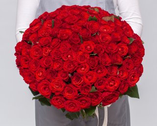 Букет из 101 красной махровой розы 35-40 см (Россия) под ленту  small - 3