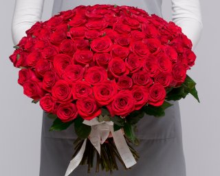 Букет из 101 красной розы 35-40 см (Россия) под ленту  small - 3