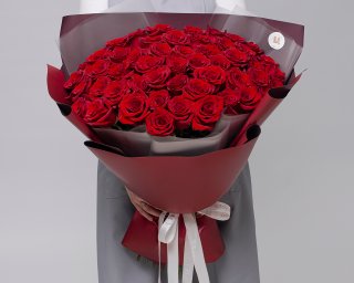 Букет из 51 красных роз премиум 60-70 см (Эквадор) в стильной упаковке  small - 3