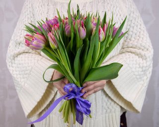 Букет из 25 пионовидных тюльпанов микс под ленту  small - 2