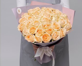 Букет из 35 кремовых роз (Россия) 35-40 см в упаковке  small - 2