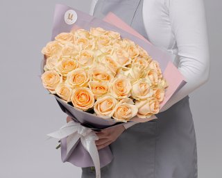 Букет из 35 кремовых роз (Россия) 35-40 см в упаковке  small - 3