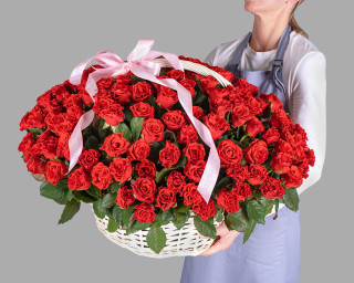 Корзина цветов из 201 розы 40-50 см (Россия)  small - 1