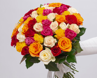 Букет из 51 розы яркий микс 35-40 см (Россия) под атласную ленту  small - 1