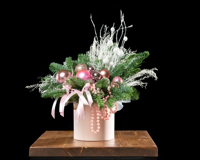 Композиция в шляпной коробке  Навстречу чудесам  - 1