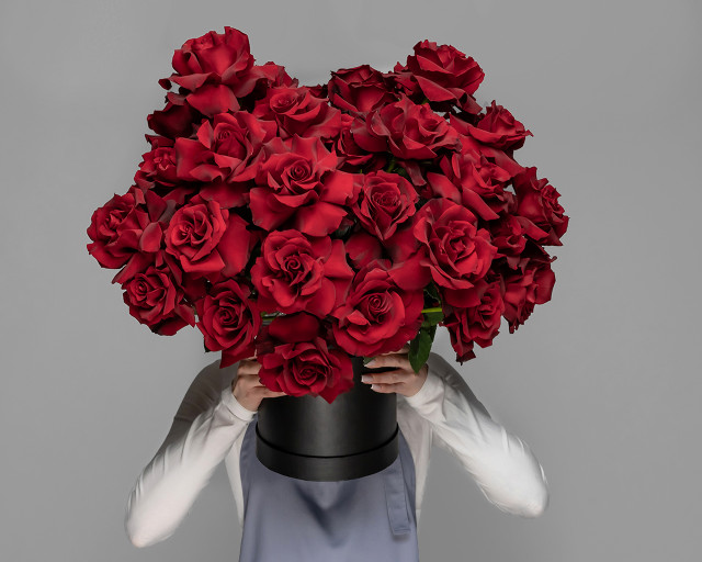 Букет в шляпной коробке Французский поцелуй - 1